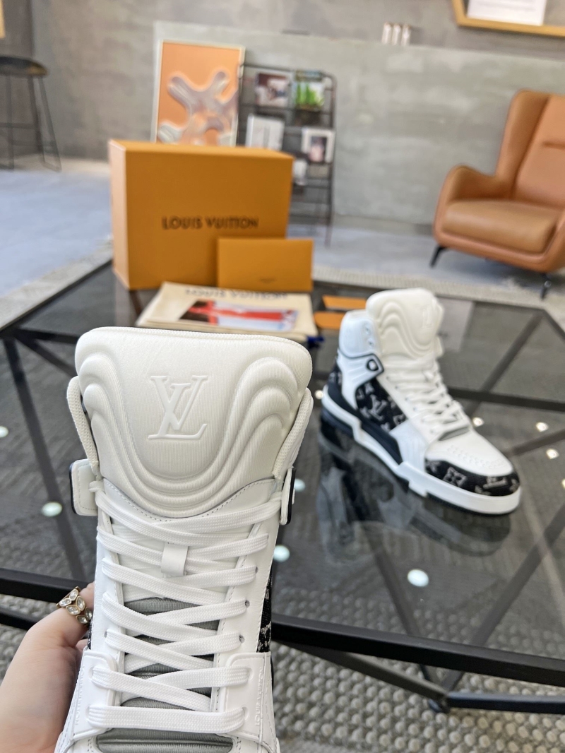 Louis Vuitton Sneakers